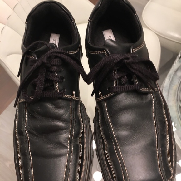 Like New Steven Madden Black Leather Sz 8.5 - Picture 1 of 8